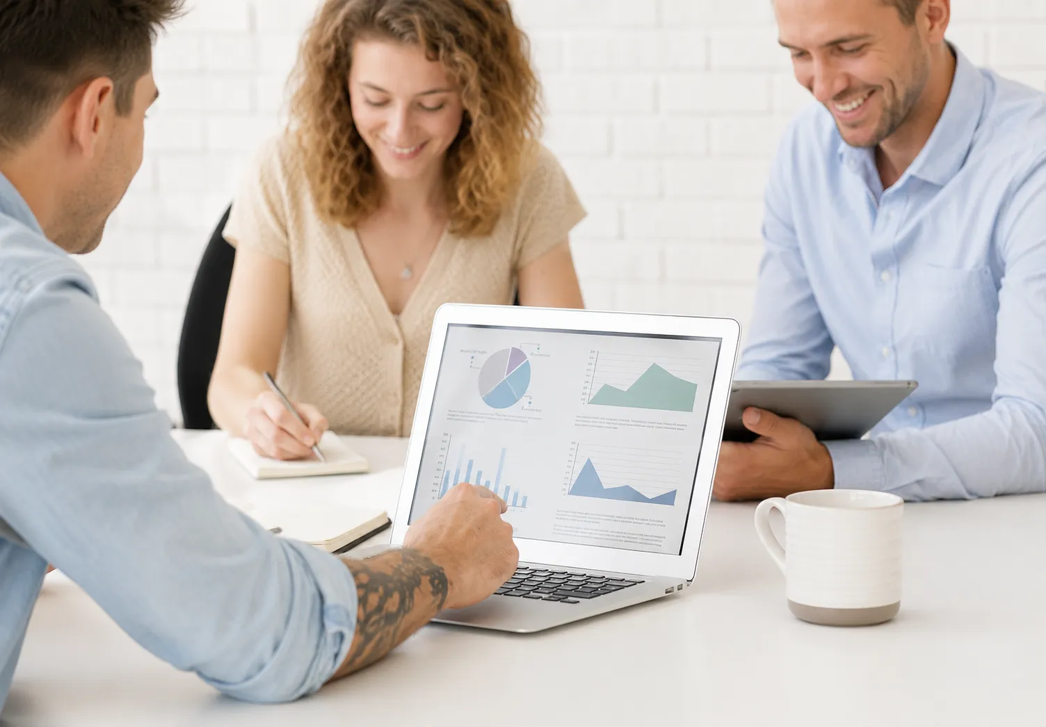 Maximizing Visibility Fresh Publications
